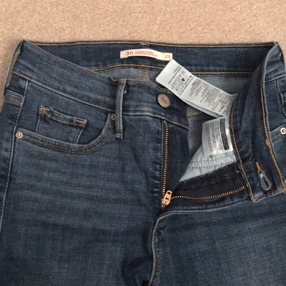 Levi’s denim jeans size 25 shaping skinny - Picture 2 of 3